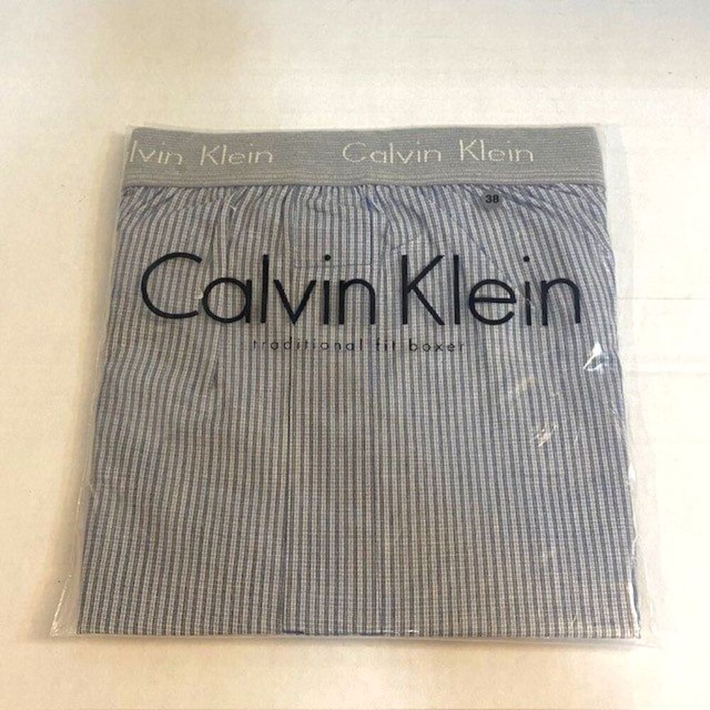 Vintage Calvin Klein Traditional Fit Boxers Blue Check Cotton Size 38 1994 NOS